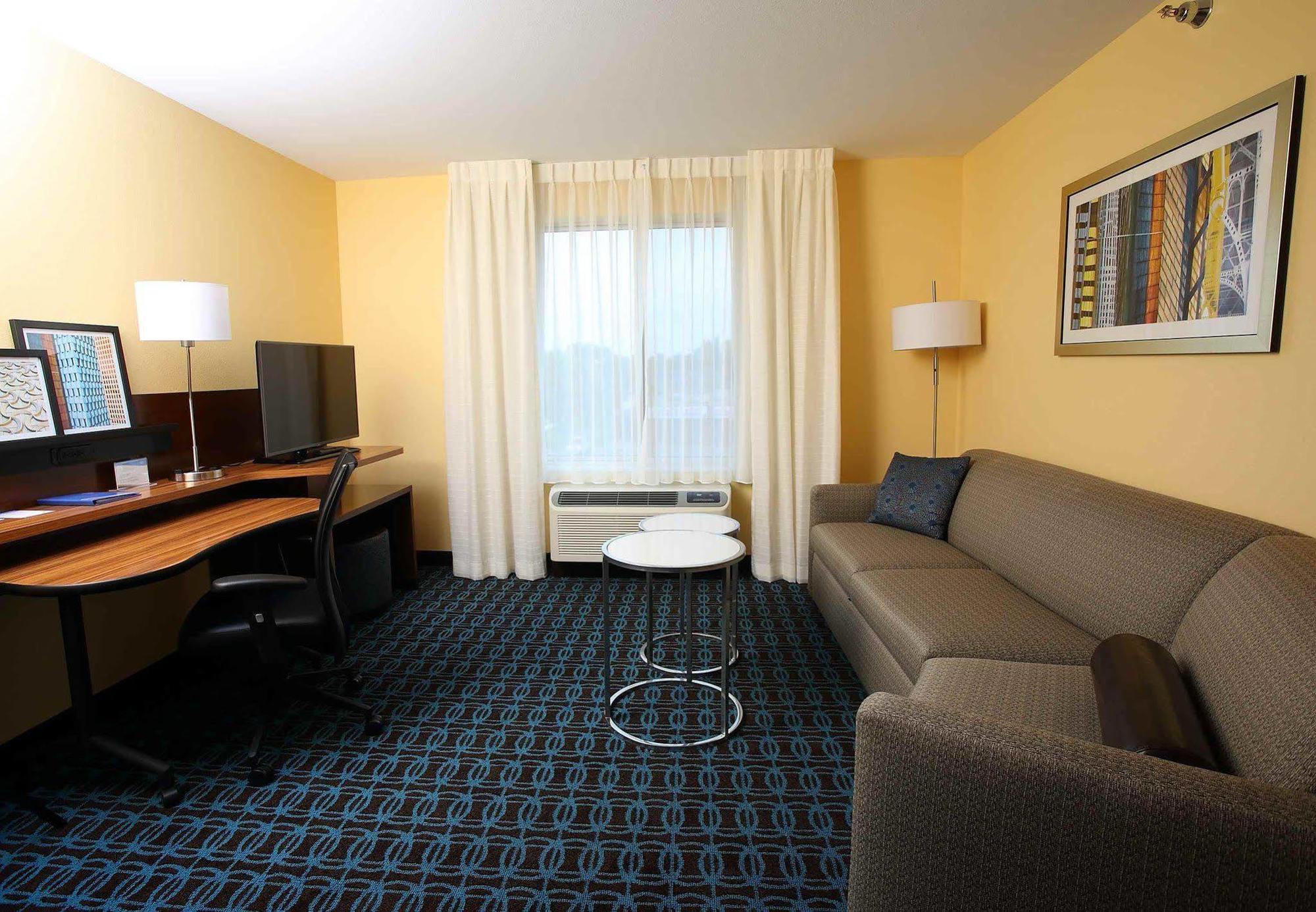 Fairfield Inn & Suites By Marriott East Grand Forks מראה חיצוני תמונה